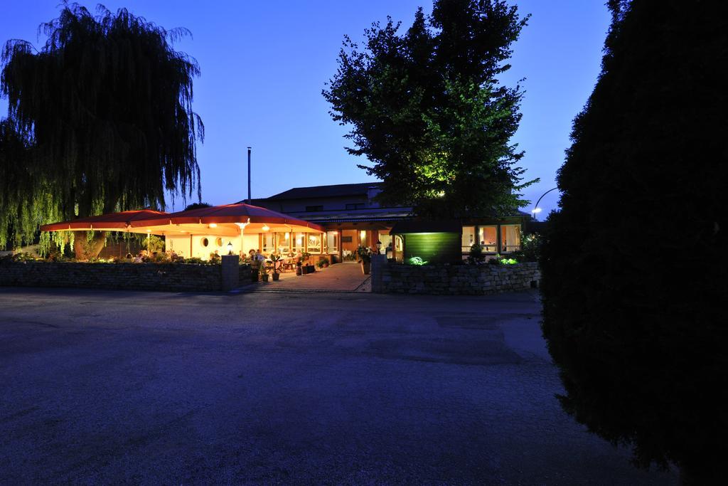 Hotel Dreimaedelhaus Espelkamp-Mittwald Eksteriør bilde