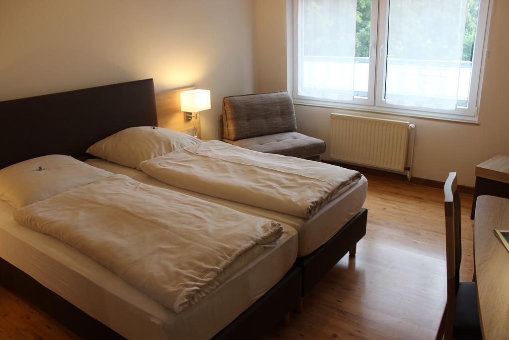 Hotel Dreimaedelhaus Espelkamp-Mittwald Eksteriør bilde